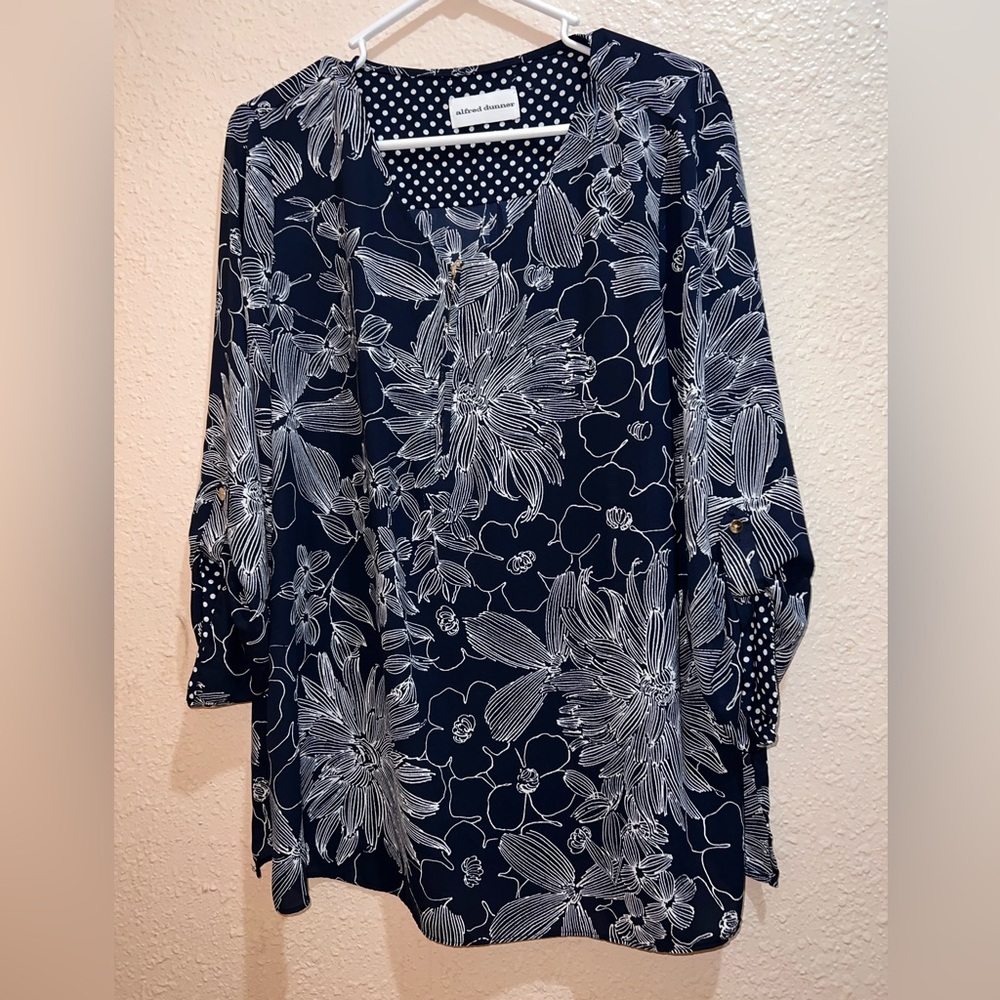 Alfred Dunner Tunic V-neck shirt size XL